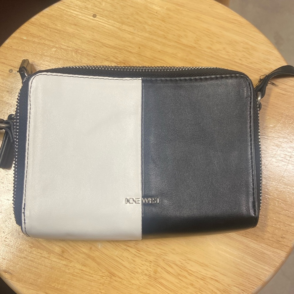 Nine West Black and White small Crossbody purse